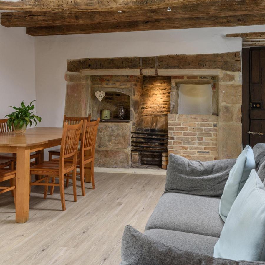 10 Bed Stunning House In Village, With Hot Tub Ovingham Kültér fotó