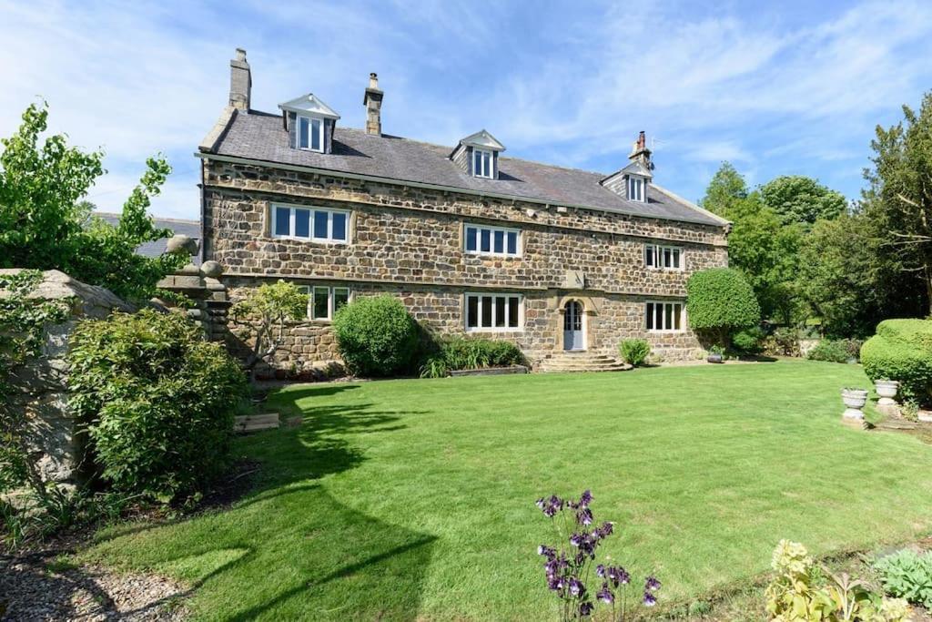 10 Bed Stunning House In Village, With Hot Tub Ovingham Kültér fotó